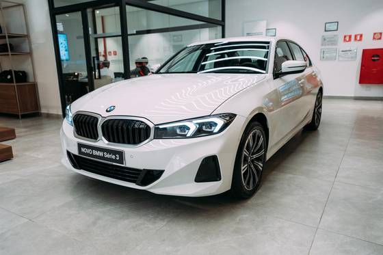 BMW 320i 2.0 16V TURBO FLEX SPORT GP AUTOMÁTICO BMW 320i 2.0 16V TURBO FLEX SPORT GP AUTOMÁTICO